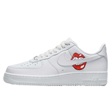 Beißende Lippen