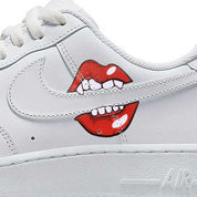 Beißende Lippen